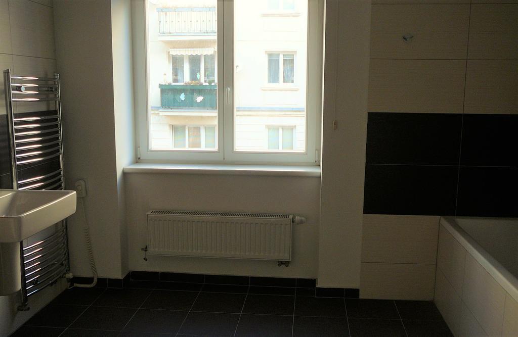 Lion Apartments Medena, Big Size, High Ceilings Bratislava Dış mekan fotoğraf