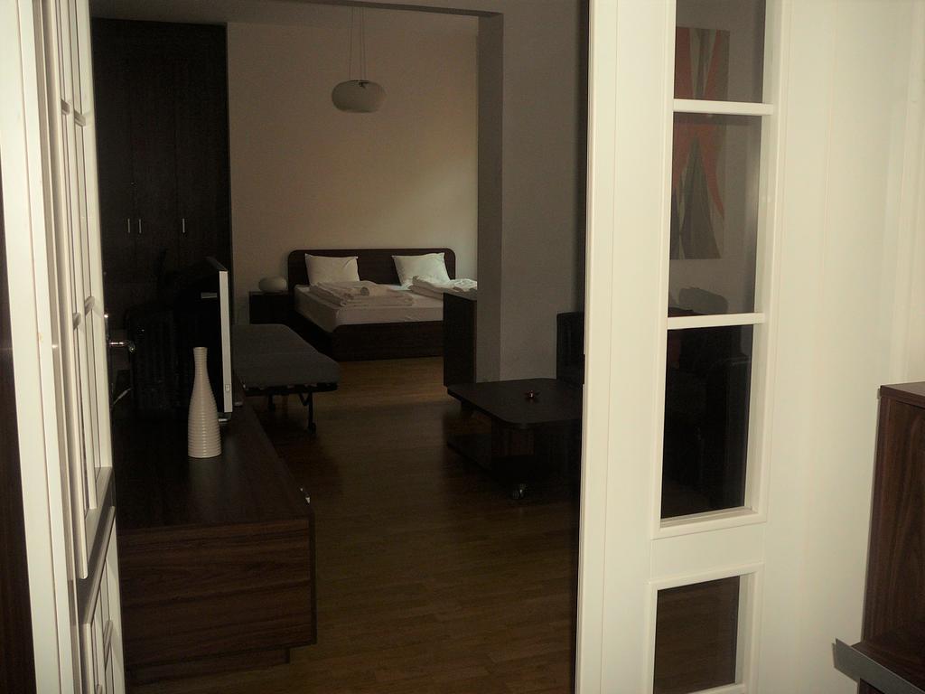 Lion Apartments Medena, Big Size, High Ceilings Bratislava Dış mekan fotoğraf