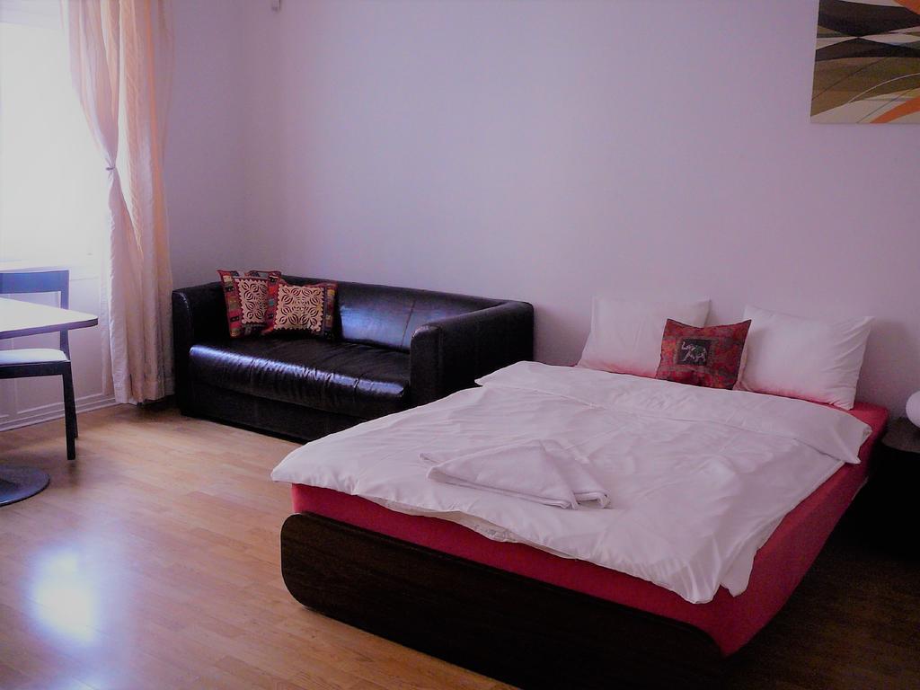 Lion Apartments Medena, Big Size, High Ceilings Bratislava Dış mekan fotoğraf